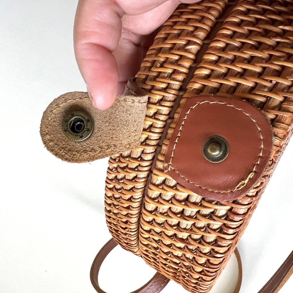 Round Rattan Crossbody Bag Capiz Shell Mosaic Boho Coastal Woven Purse - Picture 9 of 14